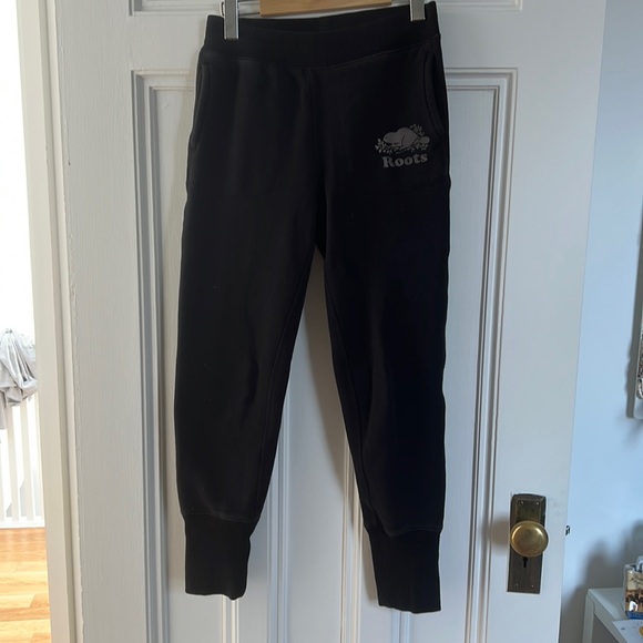 Roots classic tapered jogger - Picture 1 of 5